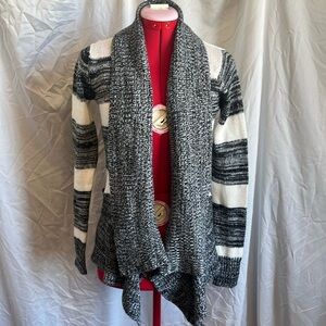 SM308 Majora soft knit cardigan